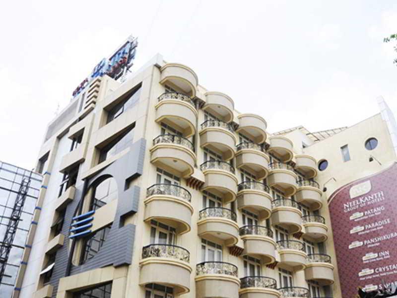 Neelkanth Paradise Hotel Ахмедабад Екстериор снимка