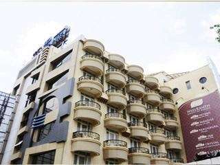 Neelkanth Paradise Hotel Ахмедабад Екстериор снимка